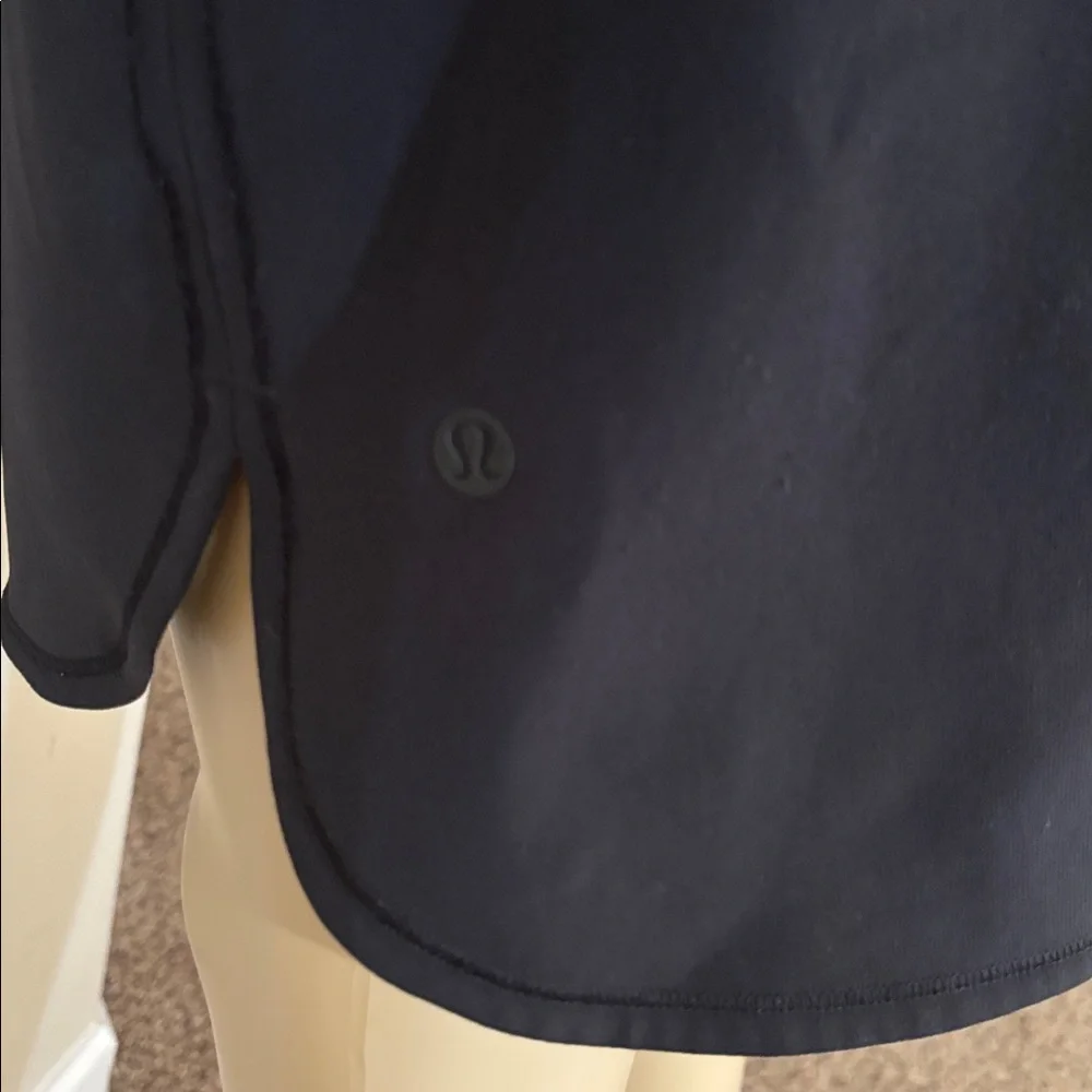 Lululemon On the Fly Skirt size 8 - Picture 6 of 7
